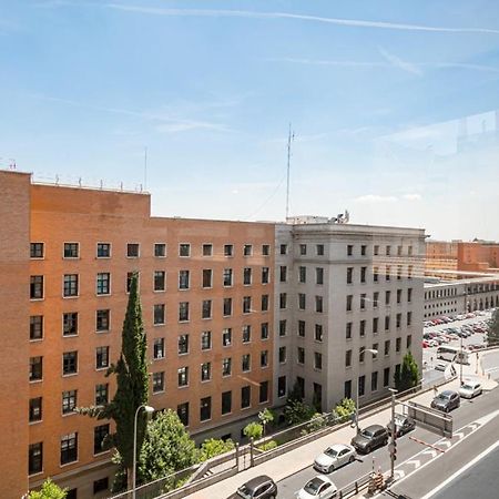 Bernabeu Nuevos Ministerios Daire Madrid Dış mekan fotoğraf